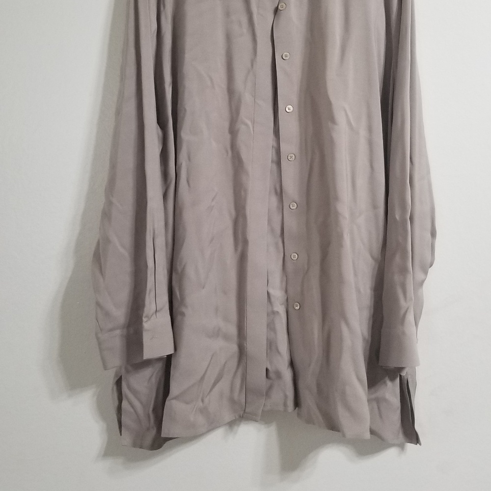 Blouse - Picture 2 of 2